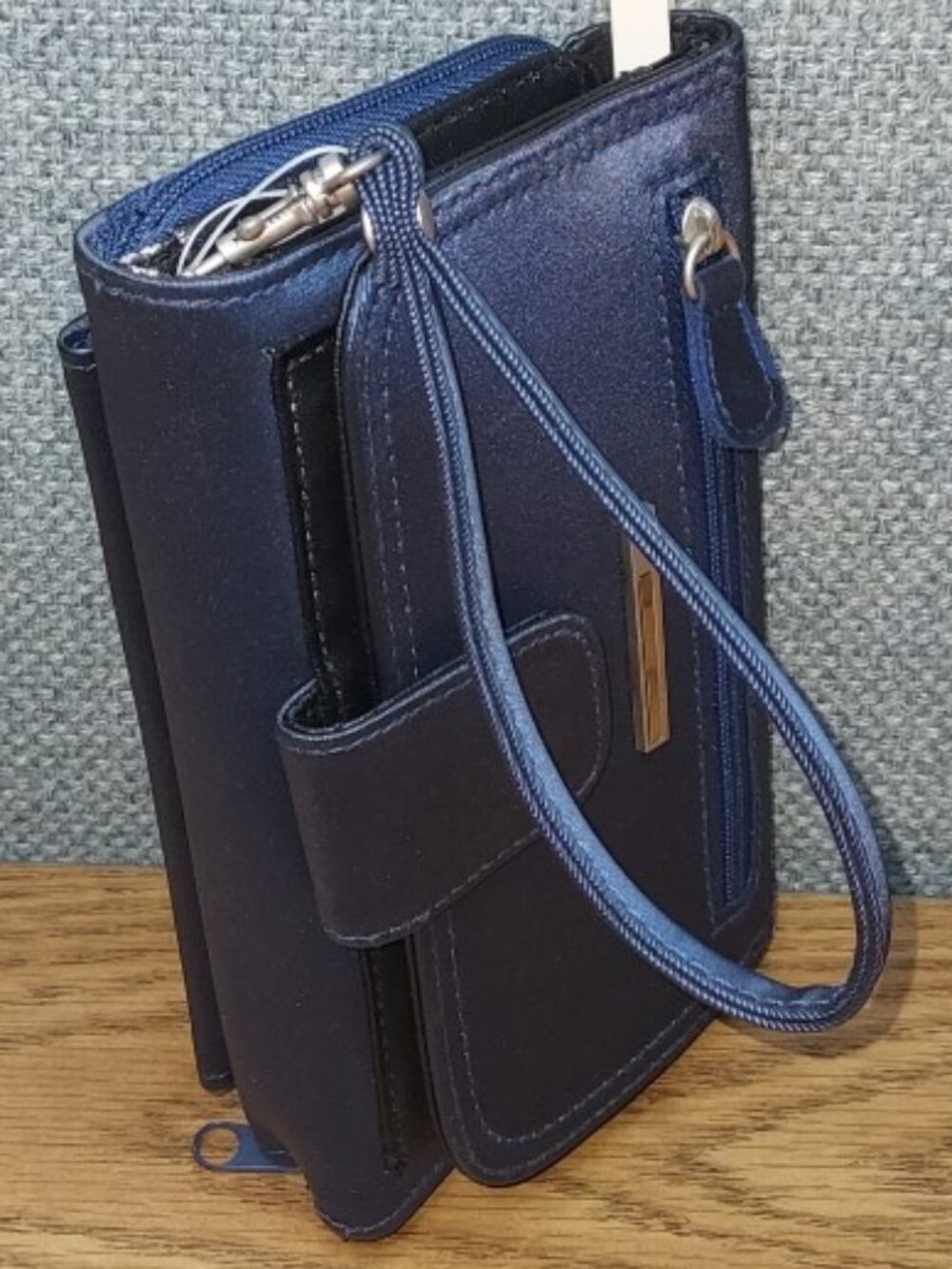 Y2K Vintage Kathie Lee WRISTLET WALLET Checkbook Organizer BLUE removable strap